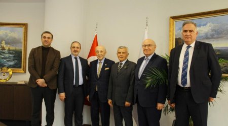 Üniversitemiz Mütevelli Heyet Başkanı Sayın Dr. Hüseyin BOZKURT ve Rektörümüz Sayın Prof. Dr. M. Emin ARAT, Mütevelli Heyet Başkan V. Sayın Vefa KÜÇÜK ve Mütevelli Heyet Üyemiz Sayın Turhan ŞAHİN’e üniversitemize katkılarından..