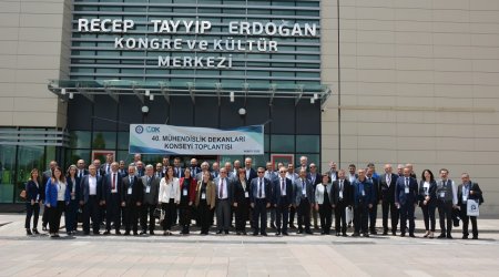 Mühendislik ve Mimarlık Fakültesi Dekanımız Prof. Dr. Fatma Kanca  40. Mühendislik Dekanları Konseyi Toplantısına Katıldı.