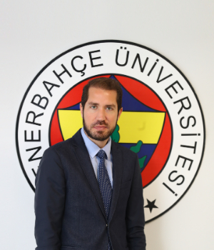 Dr. Öğretim Üyesi Efe Sıvış